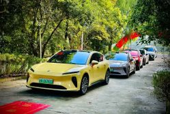 -喜乐汇·婚车(华润橡树湾3期店)