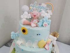 8加6猪宝宝蛋糕-幸运盒子网红蛋糕房(民族路店)