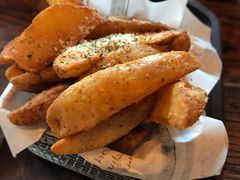 -I HOLIC艾豪丽披萨(KKone店)