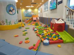 -戊辰亲子游泳俱乐部