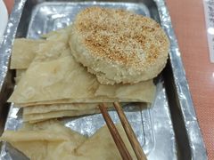 油饼半张-教师之家赵家羊汤馆(东青龙街店)