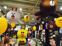 -LINE FRIENDS Garosu-gil Flagship Store