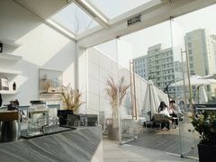 -UNI UNI(环亚凯瑟琳店)