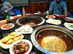 -袁小二大东北铁锅炖(吉祥村总部)