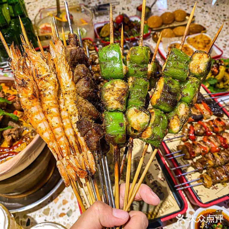 给老铁们找到了一个看世界杯🏆喝酒的好地方❗
