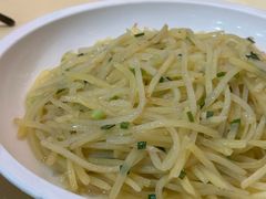 酸辣土豆丝-笨罗卜浏阳菜馆(龙华鹏润达店)