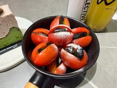 -W COLLECTIVE  DESSERT SHOP