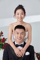 -雪中彩影婚纱摄影·微光艺术中心