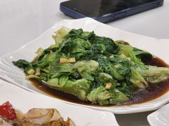 -余杨鸭鸭餐厅
