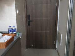 -凯美悦·雲端巨幕City View·Apartment(广州花地湾地铁站店)