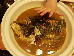 红烧大鱼头-秀水人家