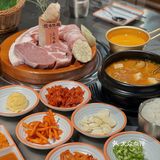 沉浸式体验《请回答1988》场景韩式烤肉