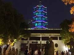 -绳金塔