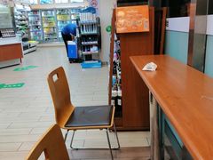 -全家便利店(漕溪北路七店)