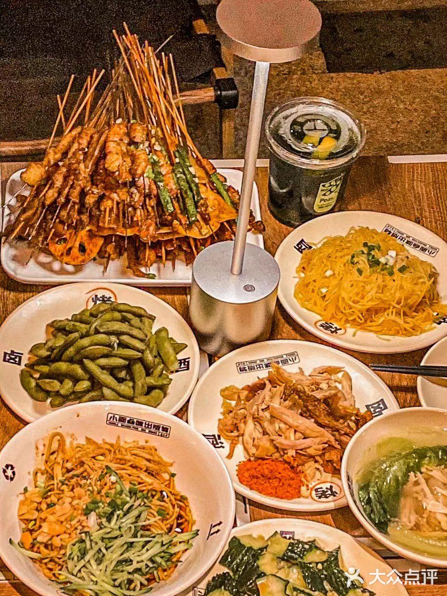 果断马住这家白天吃面🍜晚上烧烤店🌿