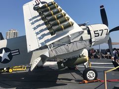 -中途岛号航空母舰博物馆