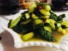 拍黄瓜-陈帅夜排档·龙虾·炒菜·烤串(世茂店)