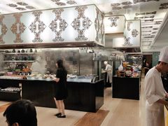 -圣丰索菲特·2 On 988 Café 自助餐厅