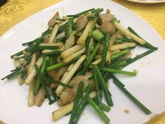 花生苗炒客家三爽-合力居·生记路边鸡(北京路店)