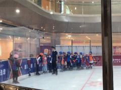 -奥山冰场(奥山世纪城店)