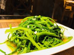 -渝信川菜 · 川味家常菜(长安店)