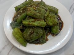 -余杨鸭鸭餐厅