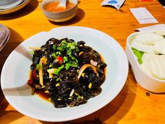 -野山舂·贵州现舂酸汤火锅(鸿通城店)