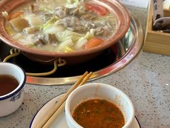 -阿婆情腊排骨火锅(金虹路店)