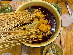-拈签一笑黄牛肉辣卤串串