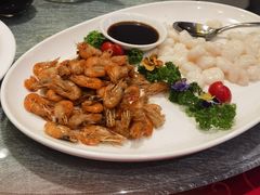 -新镇江酒家(南京西路店)