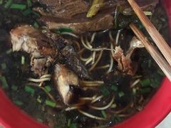 -小龙大肉面馆