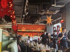 -大头虾越式风味餐厅(光明广场店)