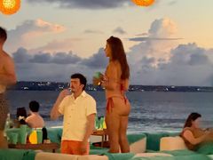 -FINNS Beach Club
