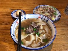 -十二忠手拉面(燎原街店)