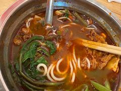 -柳州肥姨妈大骨螺蛳粉(万达中心店)