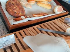 -怡豪大饭店·银顶旋转餐厅
