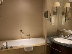 -武汉汉口火车站东方建国大酒店