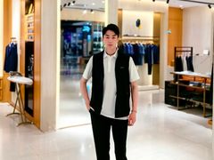 -王府井百货熙地港店