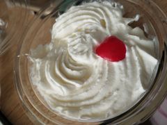 -红宝石·鲜奶小方·海派西点房(肇嘉浜店)