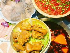 -万家红火锅(绵竹店)