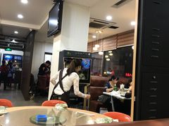 大堂-鑫悦楼煎蟹·16年海鲜大排档