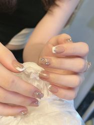 -H12 STAR日式美甲美睫专门店