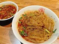 -万记麻辣烫国展总店