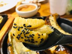 蜂蜜烤香蕉-三个大叔烤羊肉串·炭炉砂锅菜(西三旗店)