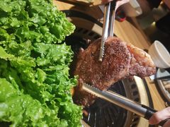 -炼火烤肉店