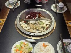 -沸炉重庆老火锅(军事博物馆店)