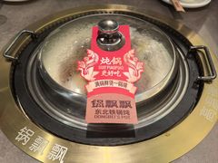 -锅飘飘·东北铁锅炖(雨花客厅店)