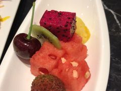 -小天鹅戴斯酒店鲸鲨百汇创作料理