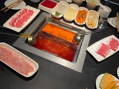 -海底捞火锅智慧餐厅(中骏世界城店)