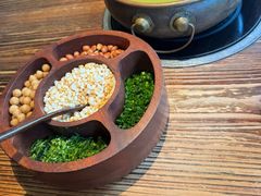 -瑶王府·广西菜(茶花园店)